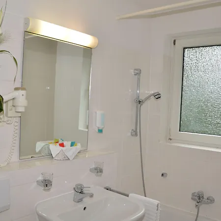 Concorde Viktoria 4*